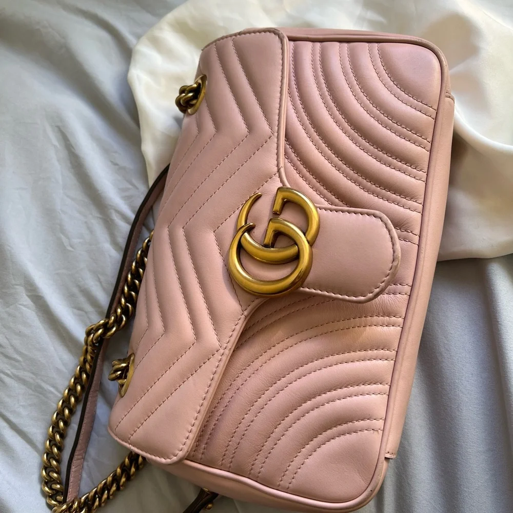Gucci GG Marmont Matelasse Shoulder Bag mini